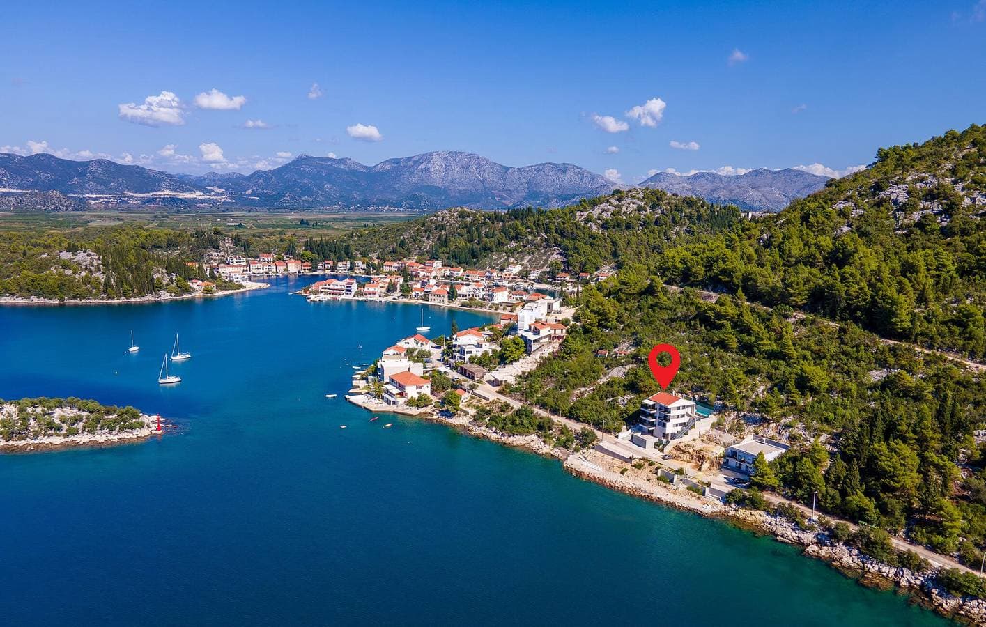 Foto 8 von 53: Schick, 2,5 km vom Strand entfernt: Gemütliche Ferienwohnung mit Pool und Terrasse