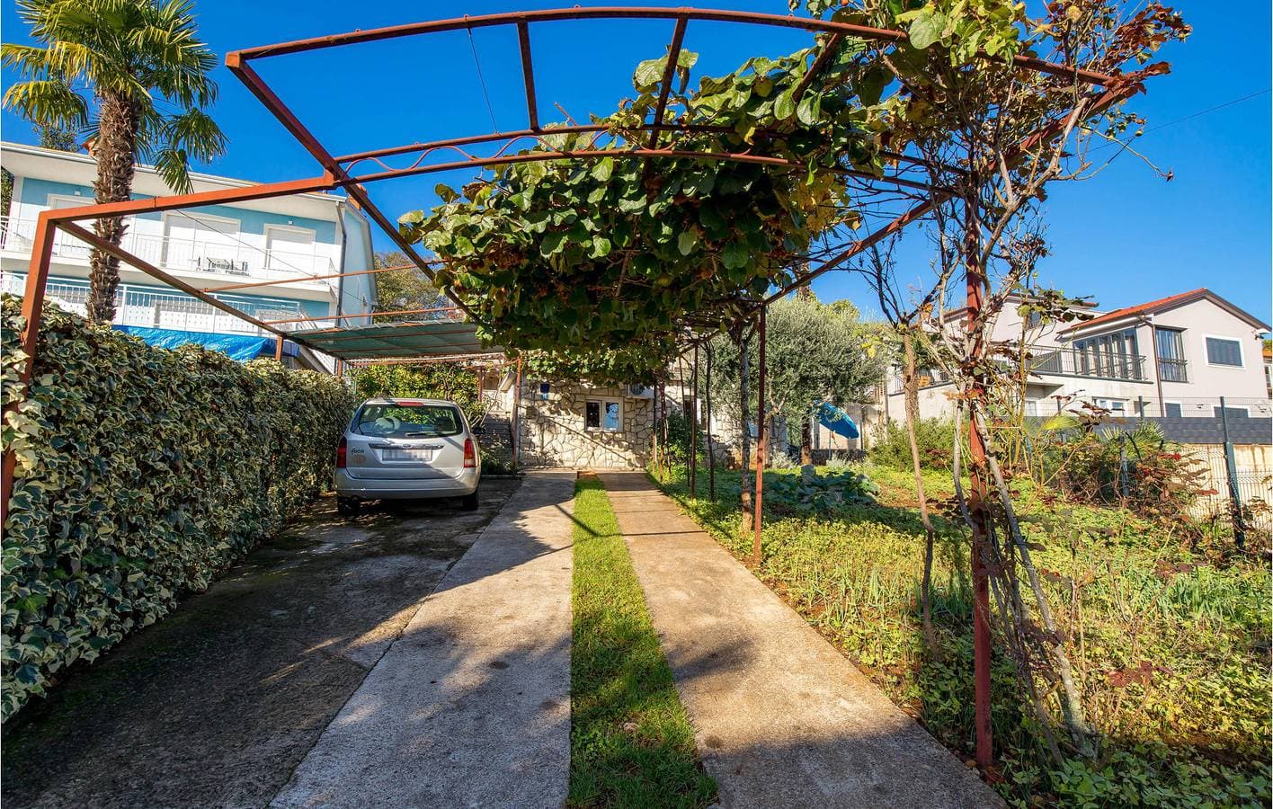 Foto 3 von 26: Gemütliche Ferienwohnung mit Terrasse, Klimaanlage und Parkplatz, 2 km vom Hundestrand entfernt