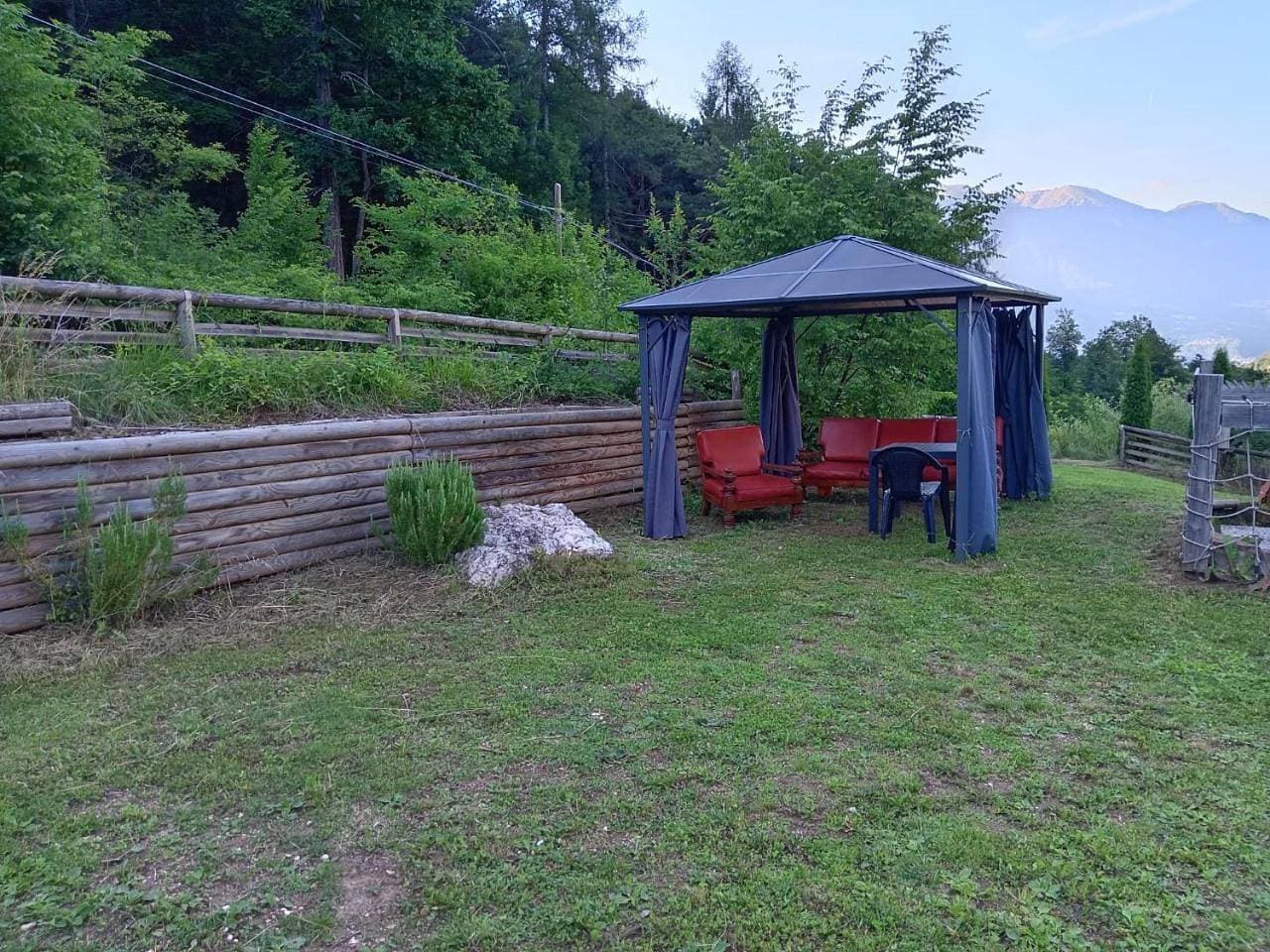 Foto 10 von 76: Three-Bedroom Home