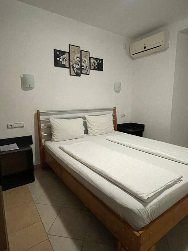 Foto 6 von 18: Double Room with Balcony