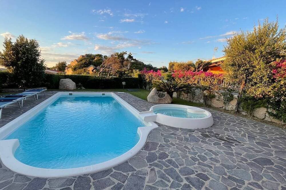 Rena Majore Exclusive Villa With Private Pool And Mediterranean Garden 1