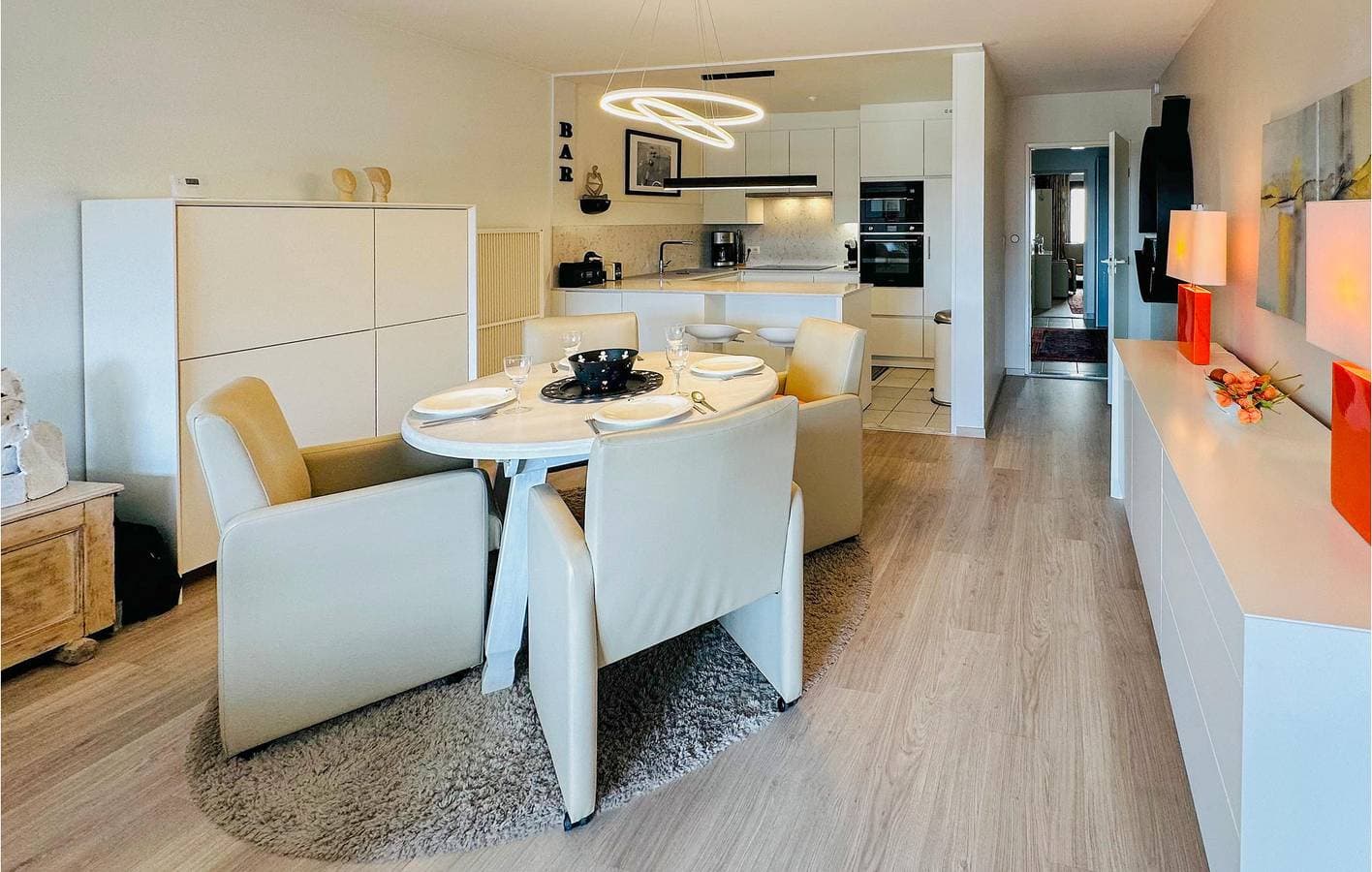 Foto 4 von 28: Ferienwohnung für 4 Personen mit Terrasse