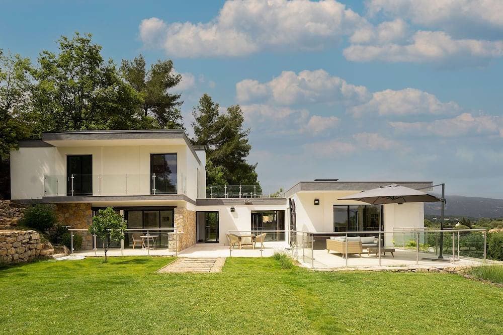 Architektonisches Juwel: Villa an der Cote d'Azur 1