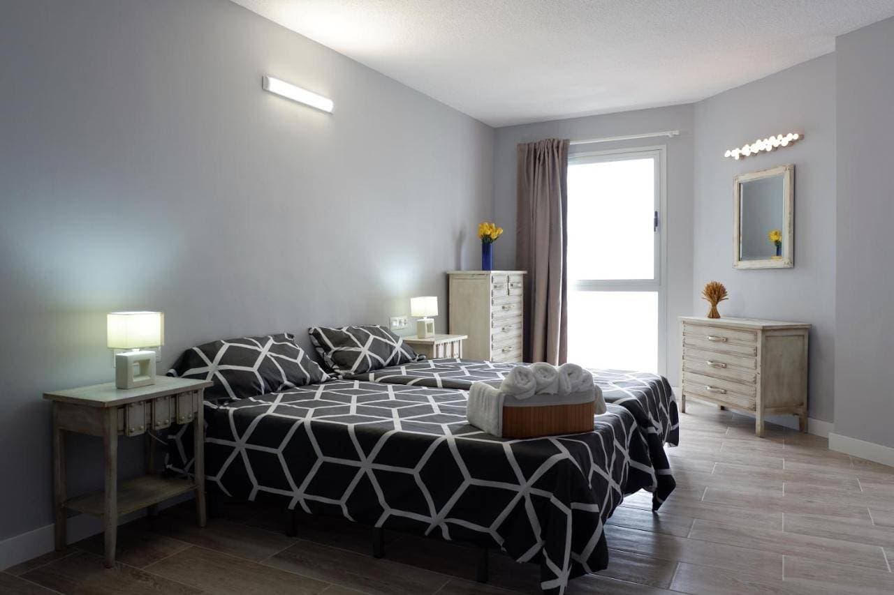 Foto 5 von 55: Two-Bedroom Apartment with Sea View
