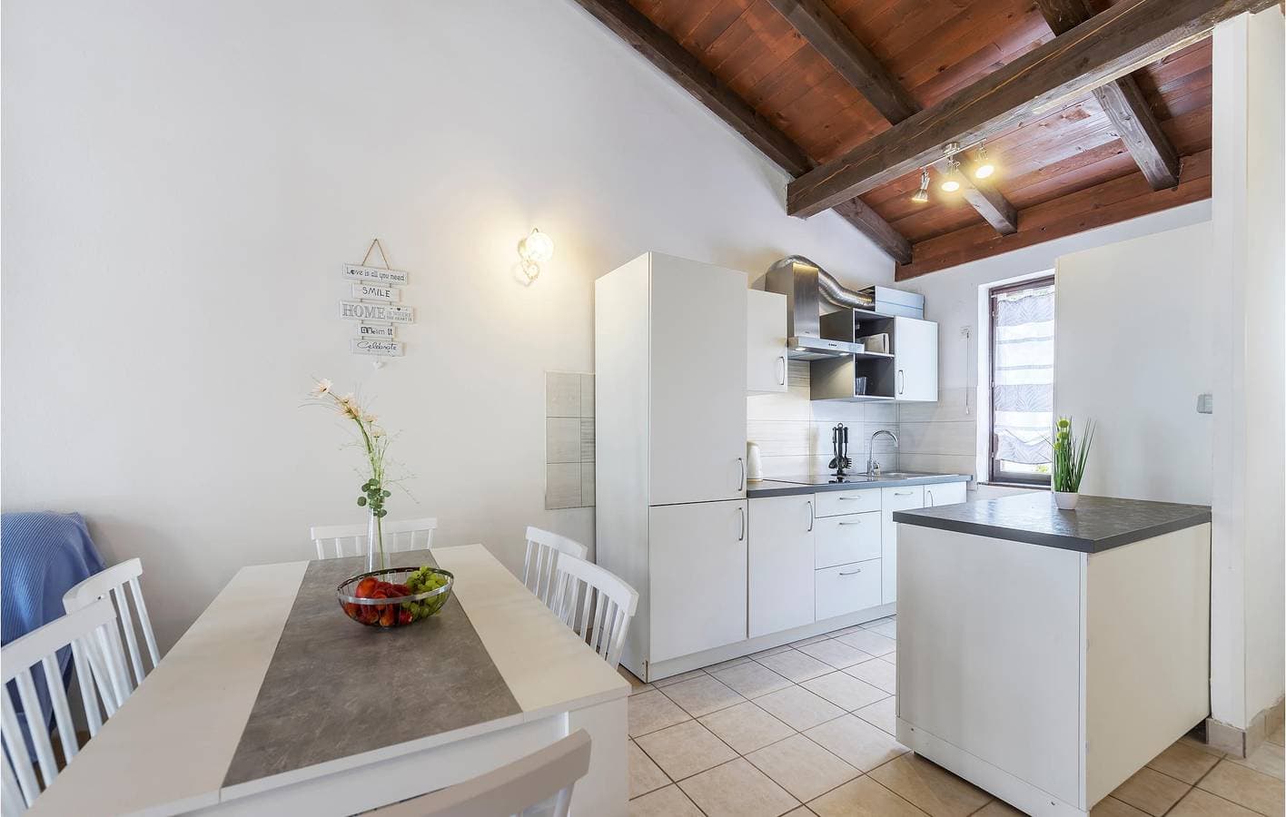 Foto 7 von 30: Gemütliche Ferienwohnung mit Terrasse in der Nähe eines FKK-Strandes – Parkplatz und WLAN inklusive