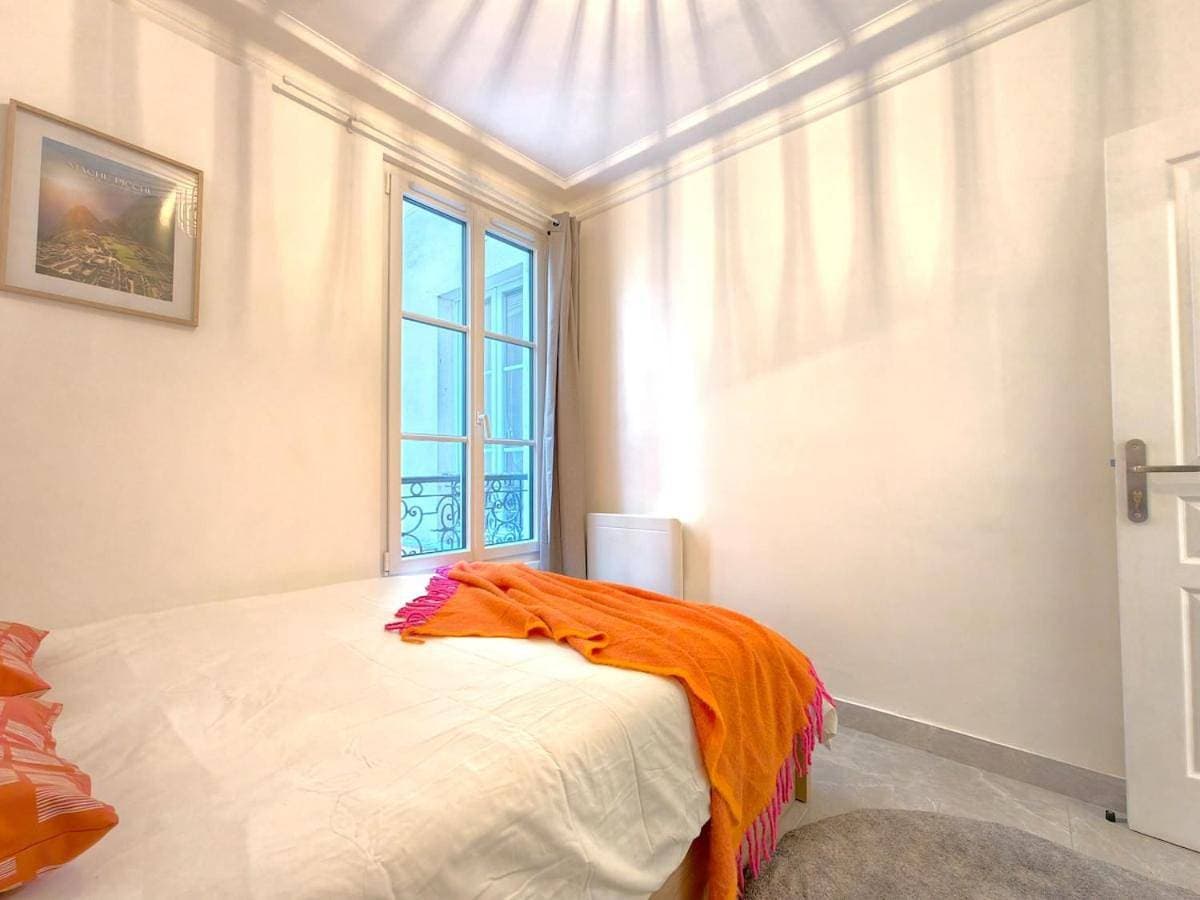 Foto 4 von 11: One-Bedroom Apartment