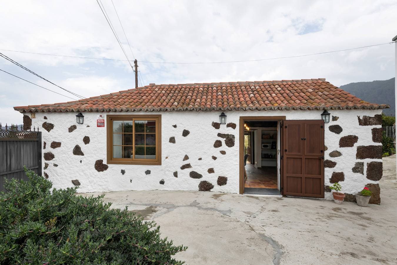 Foto 2 von 25: Ferienhaus 'Estudio Bibi' mit Bergblick und privater Terrasse