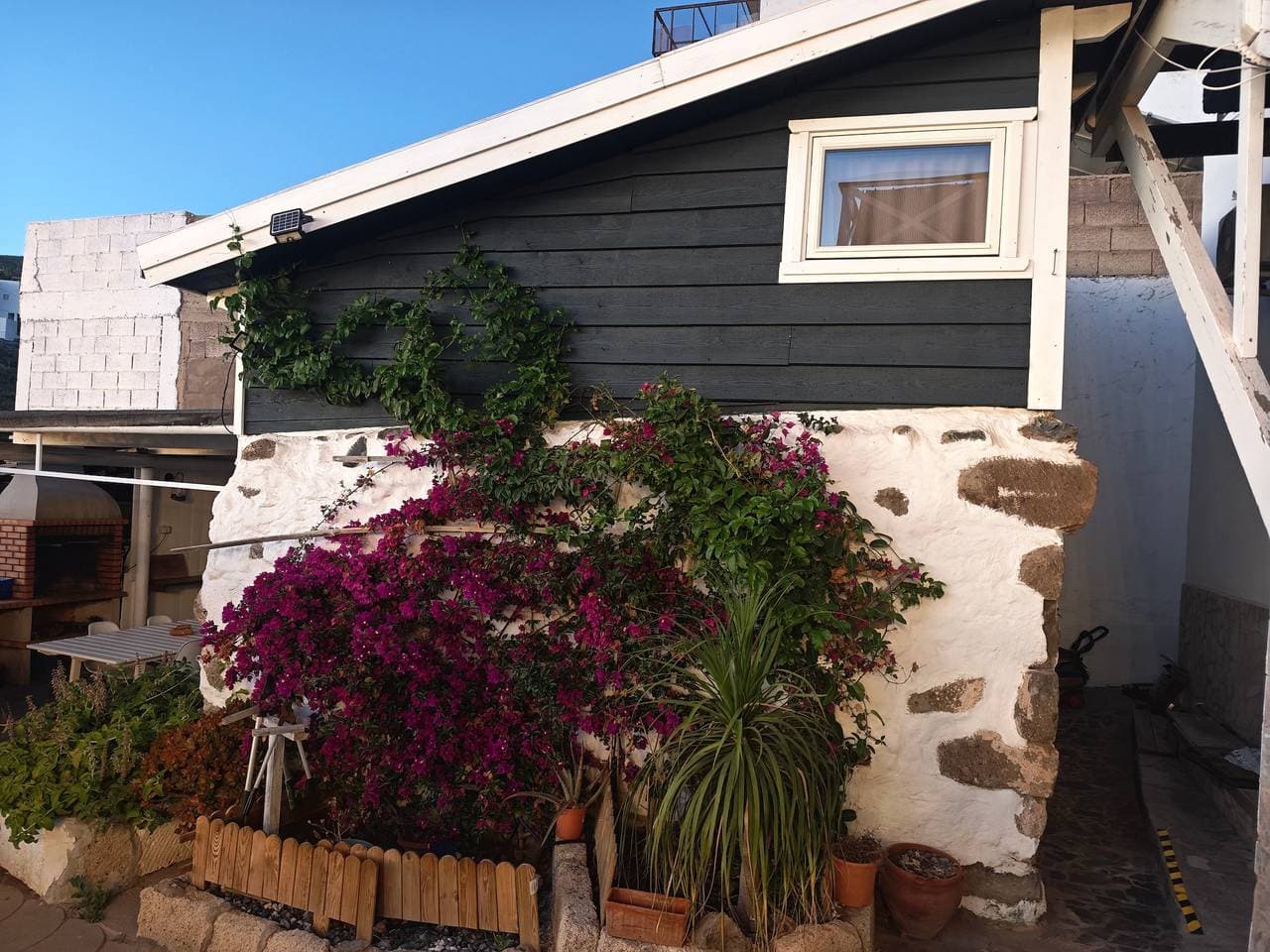 Foto 4 von 45: Ferienhaus "La Casita" mit Meer- und Bergblick, gemeinsamem Garten und WLAN