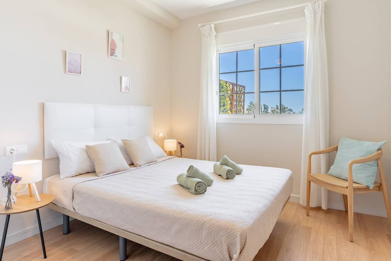 Foto 9 von 24: Ferienwohnung 'Meerblick - 2 Schlafzimmer' mit Gemeinschaftspool, Wi-Fi und Klimaanlage
