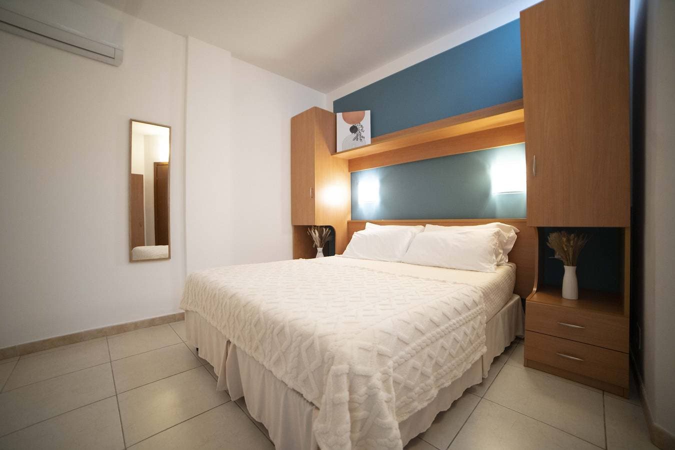 Ferienwohnung "ulivo" mit Pool und Privatstrand 1
