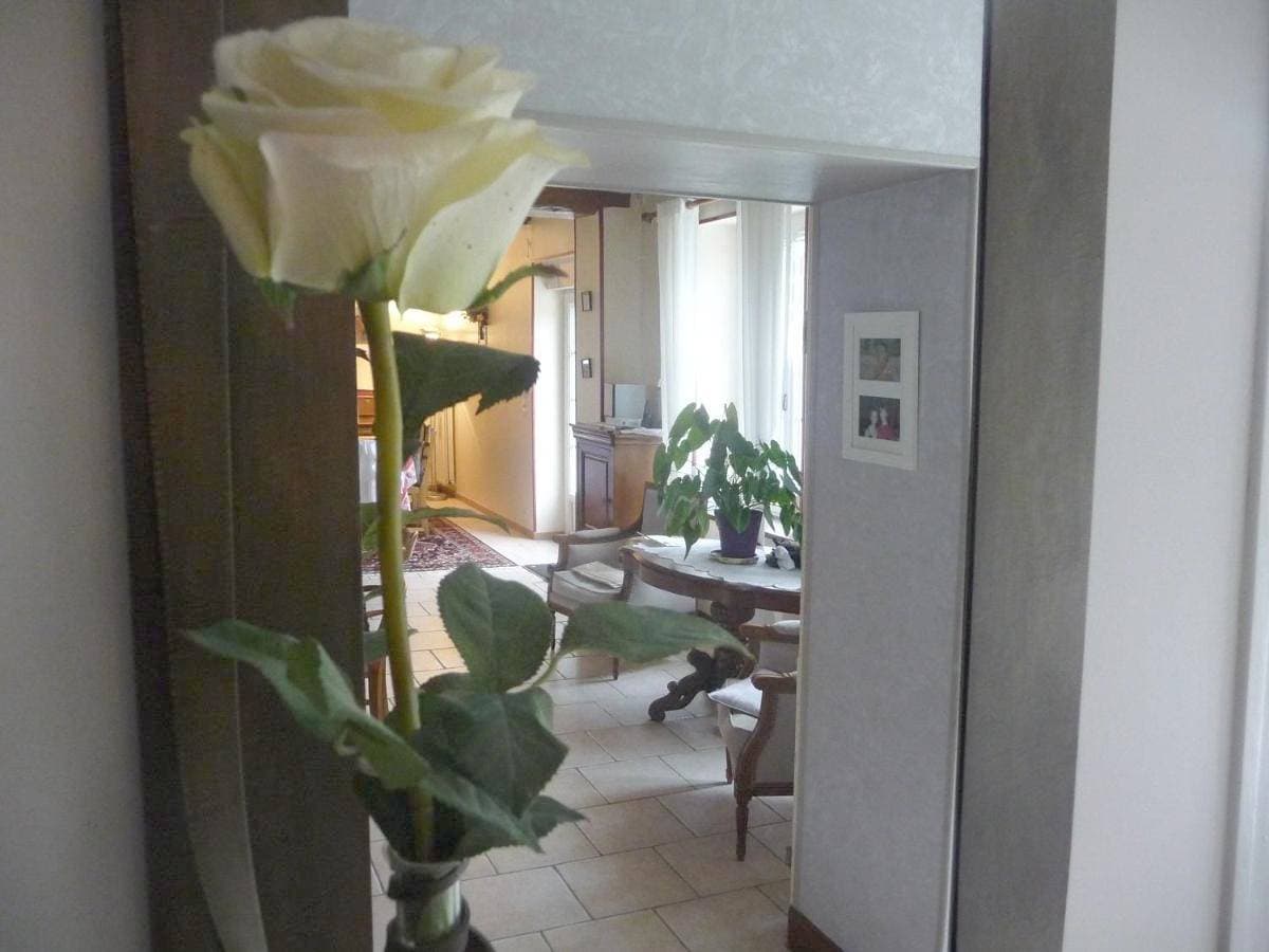 Foto 5 von 9: Family Room with Bathroom