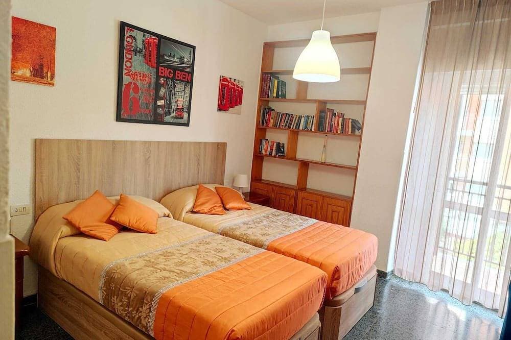 Foto 5 von 30: Winter Super Preise €1.490€ WIFI, Netflix, Sat TV Pool, Terrasse, Heizung 175 M Strand,