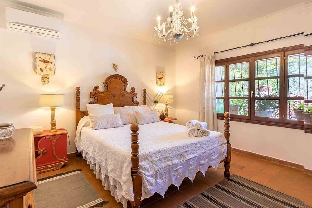 Foto 8 von 30: Charmante Villa mit Pool und Aussicht