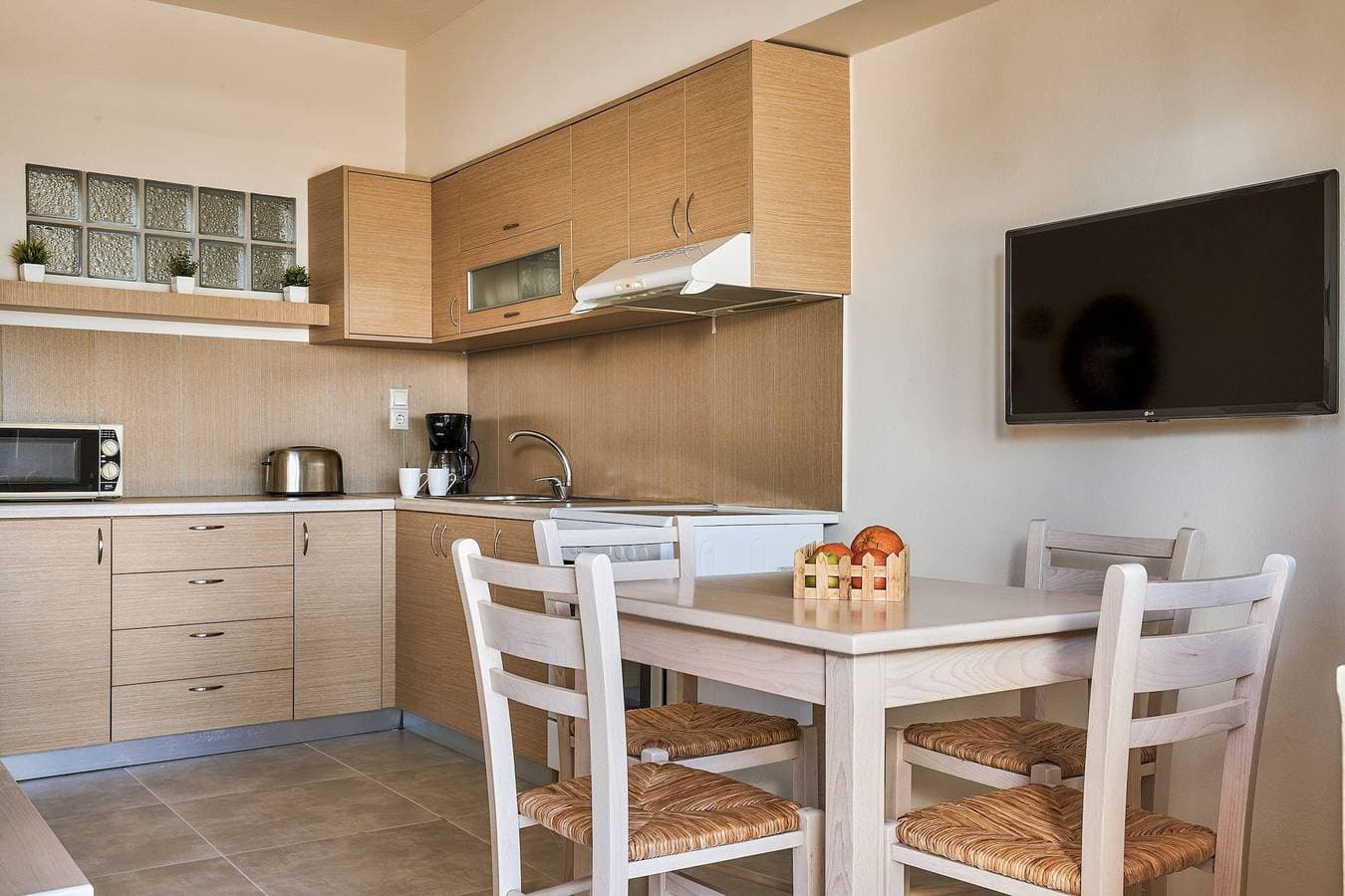 Foto 5 von 35: Ferienwohnung für 4 Personen mit Pool