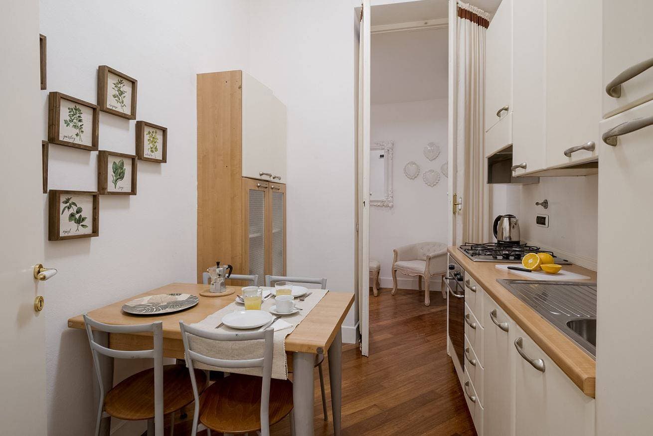 Foto 7 von 17: Ferienwohnung für 3 Personen mit Balkon/Terrasse
