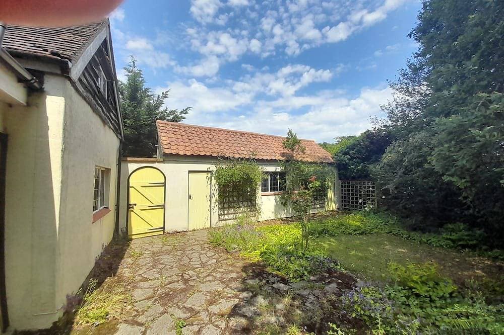 Foto 10 von 15: Pet friendly 3-bedroom cottage in  Tattingstone