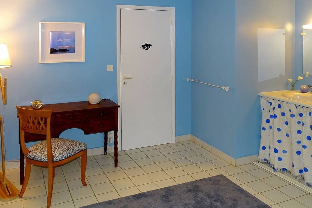 Foto 3 von 30: Aile Privée Dans Belle Demeure Pour 4 Personnes