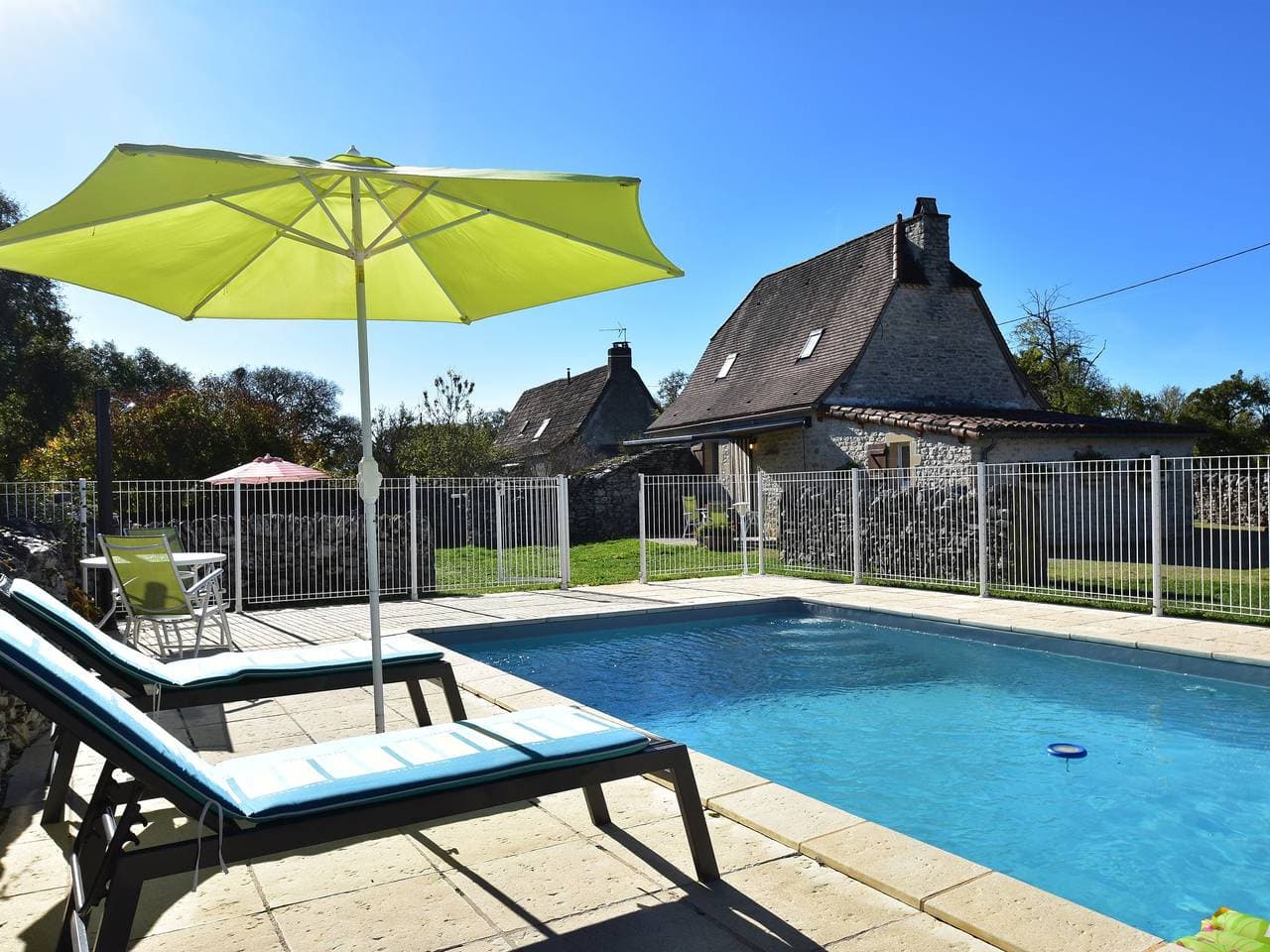 Foto 2 von 40: Ferienhaus in Gramat mit Pool
