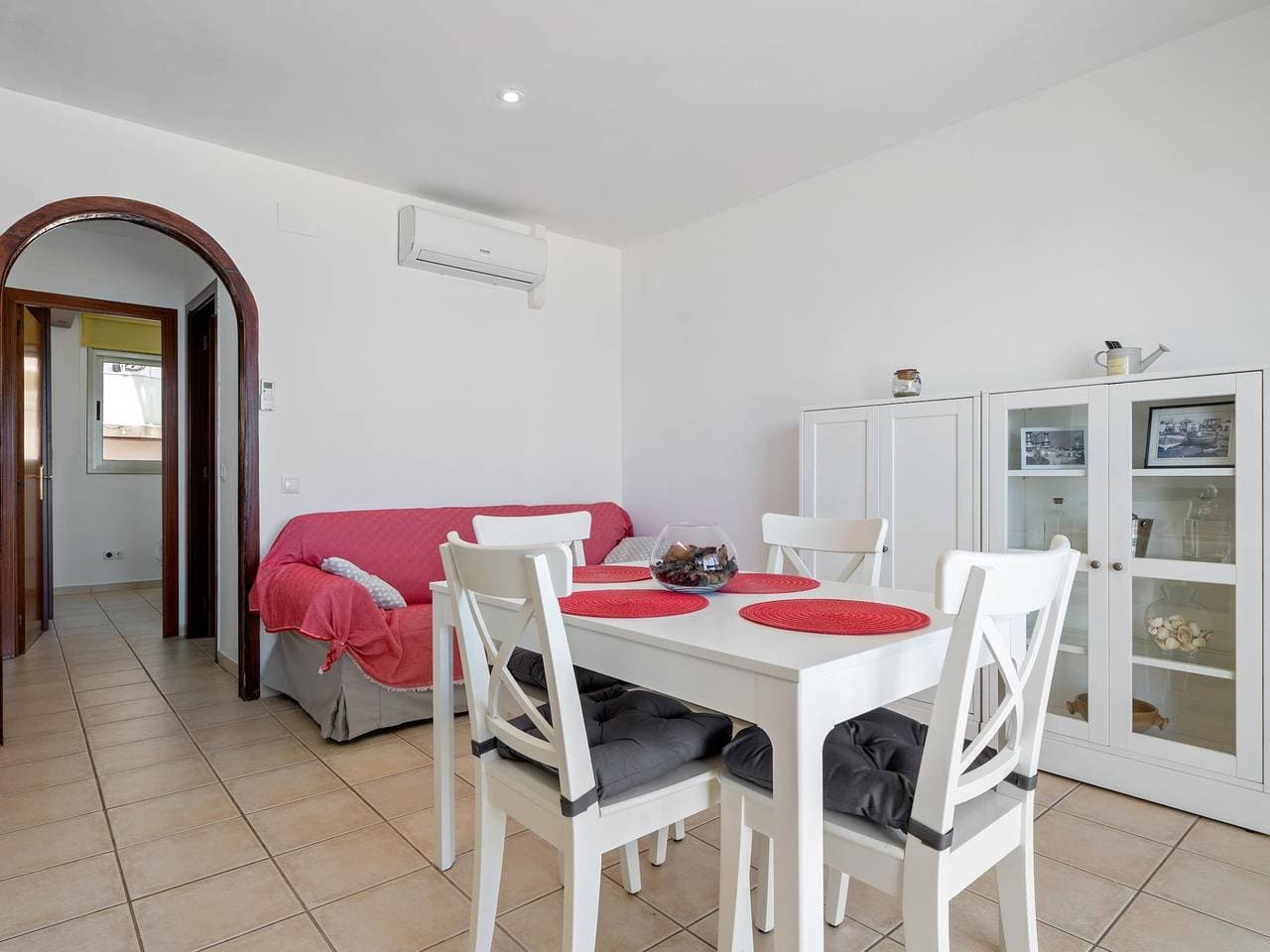 Foto 2 von 16: Ferienwohnung für 4 Personen mit Terrasse