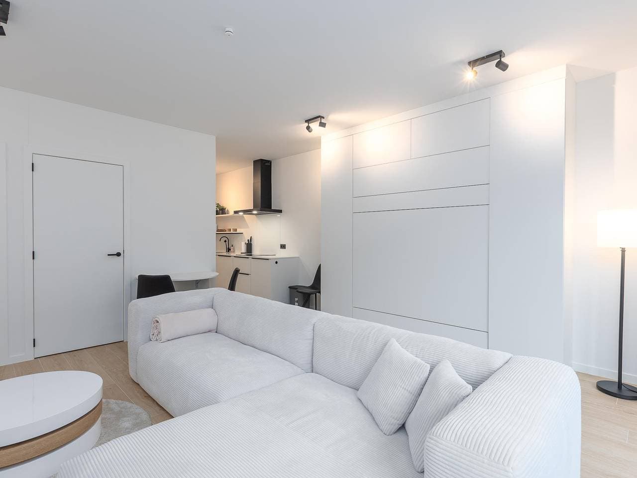 Foto 5 von 13: Neugebautes Studio im 1. Stock mit  Terrasse
