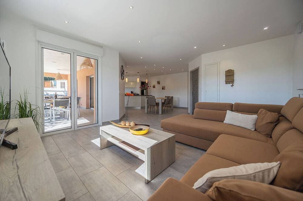 Foto 10 von 23: South Ardeche Neue Villa mit privatem Pool - 6 bis 8 Personen