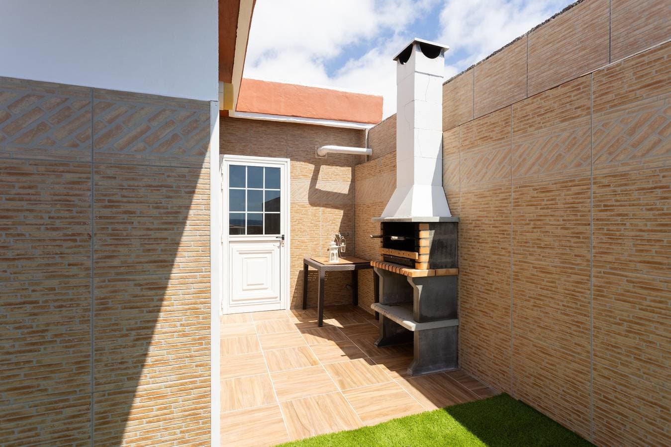 Foto 9 von 61: Villa mit Traum-Meerblick und mit  beheizbarem Pool