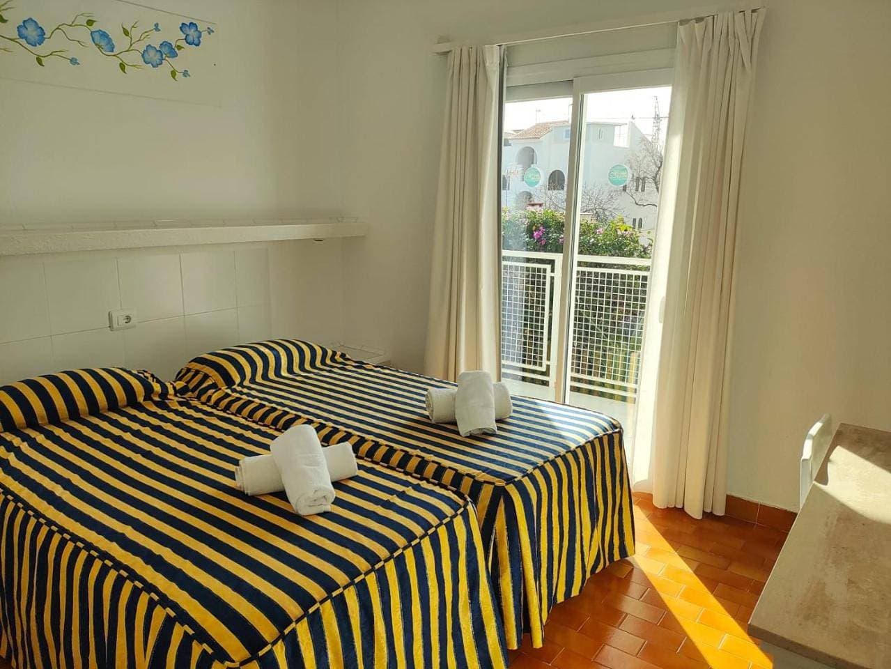 Foto 7 von 14: Two-Bedroom Apartment