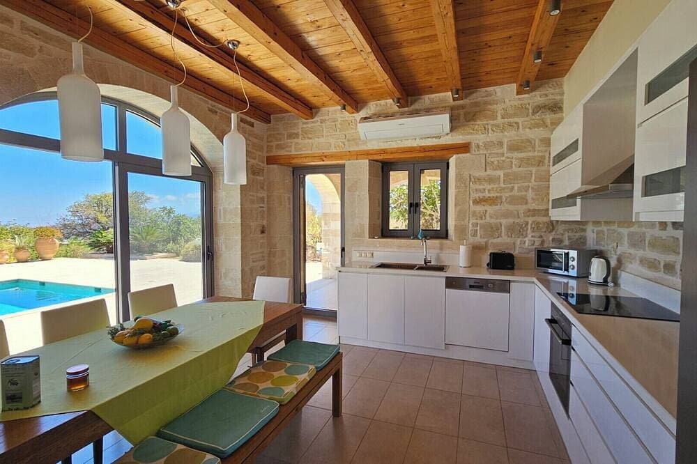 Foto 13 von 30: Naturstein - Villa Lemoni mit traumhaftem Ausblick und beheizbarem Pool