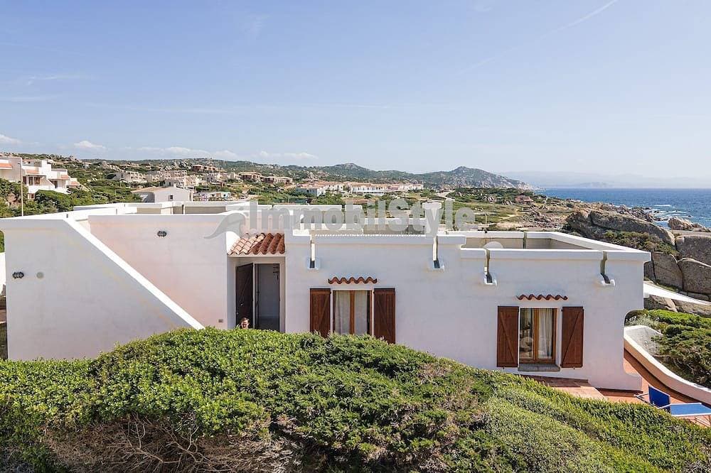 Foto 13 von 30: Fantastic front row villa with breathtaking sea view