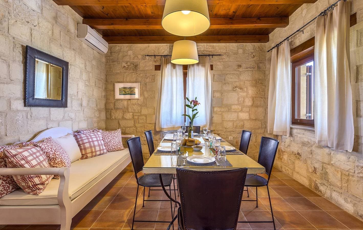 Foto 10 von 24: Villa für 8 Personen mit Balkon