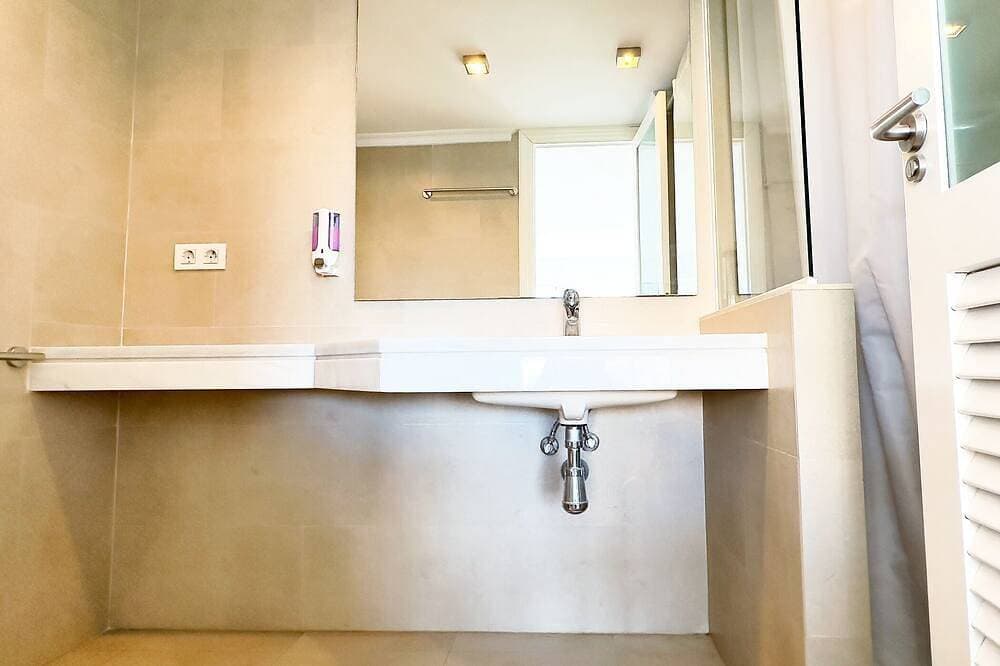 Foto 8 von 30: Skol 302 - Superb 1-Bedroom Duplex Apartment in Skol Marbella