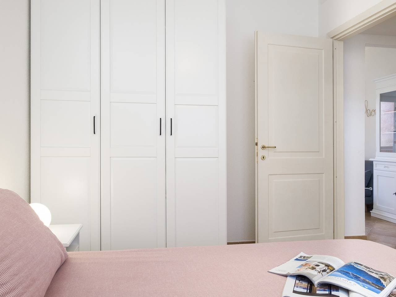 Foto 11 von 31: Myrsine 7S - Designwohnung, 4 Minuten vom Sandstrand entfernt