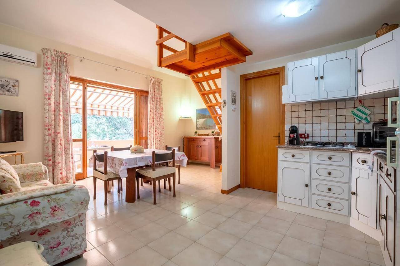 Foto 4 von 36: Two-Bedroom Apartment with Terrace