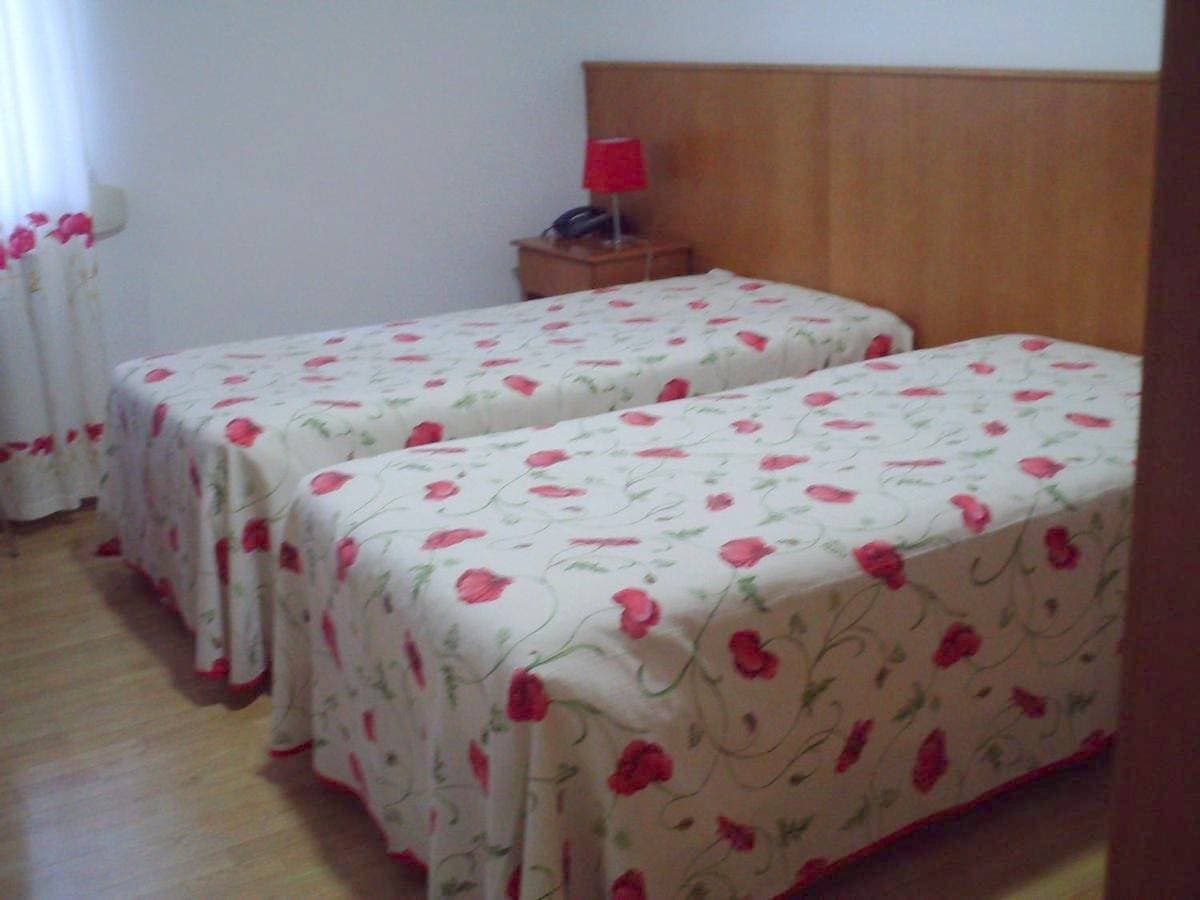 Foto 3 von 5: Double Room
