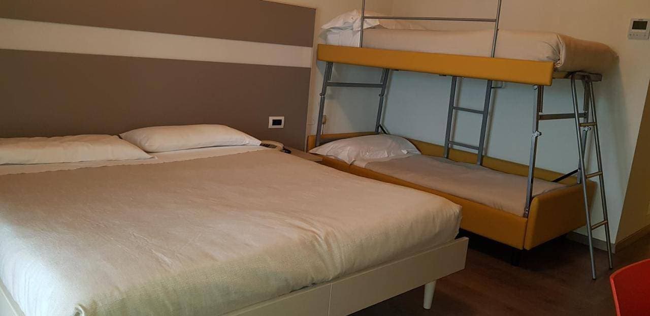 Foto 2 von 13: Deluxe Double or Twin Room with Lake View