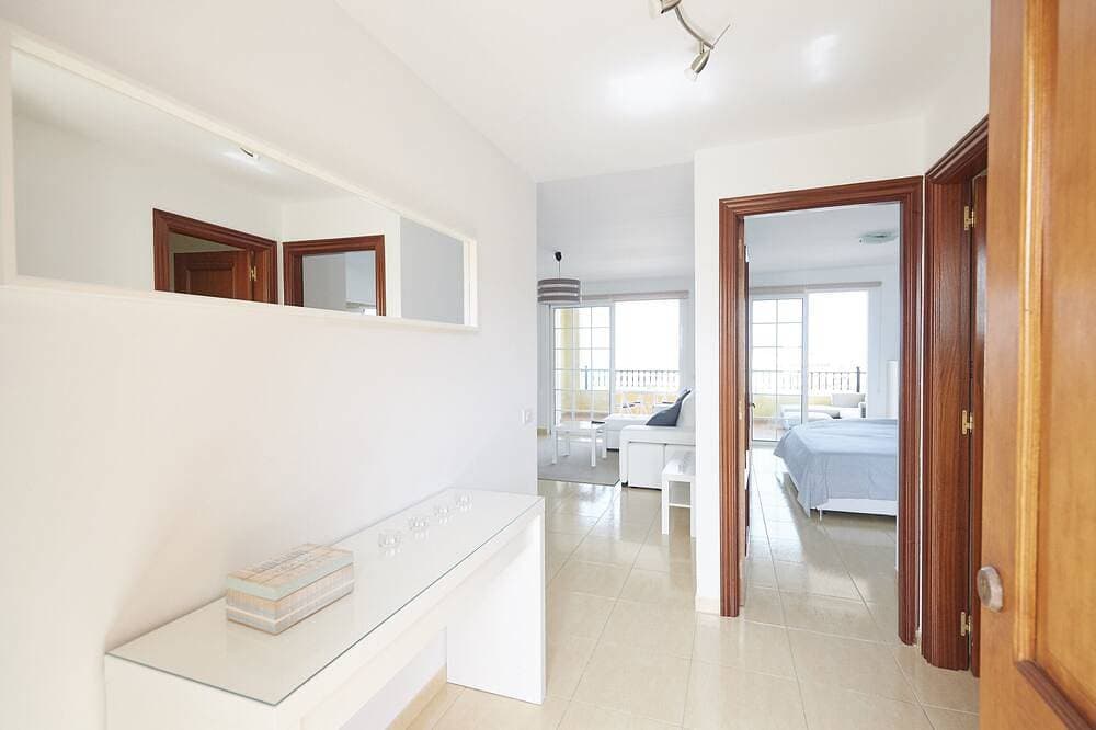 Foto 4 von 30: Meerblick !!! Moderne Wohnung in Strandnähe mit einem schönen großen Pool!