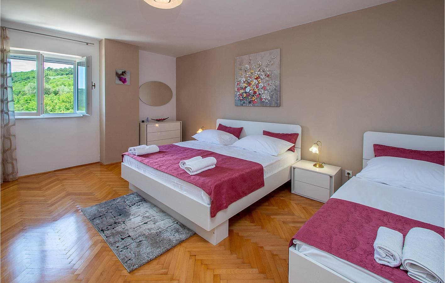 Foto 10 von 40: Apartment mit Meerblick, Pool, Terrasse und WLAN – 1000 m vom Strand entfernt