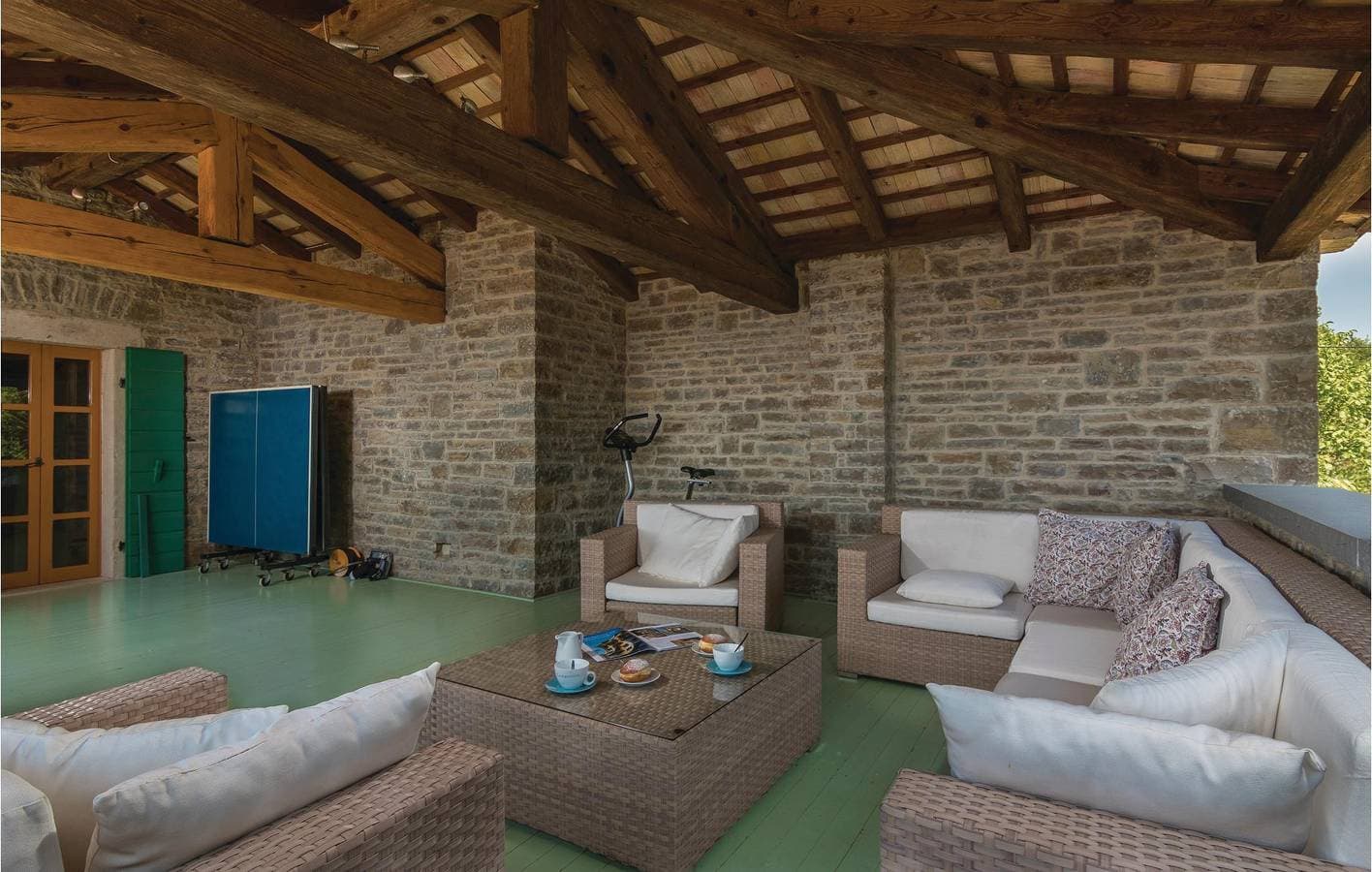 Foto 11 von 42: Reizende 2-Zimmer-Wohnung mit Pool in der Nähe des Zentrums von Grožnjan und der Taverna Bastia