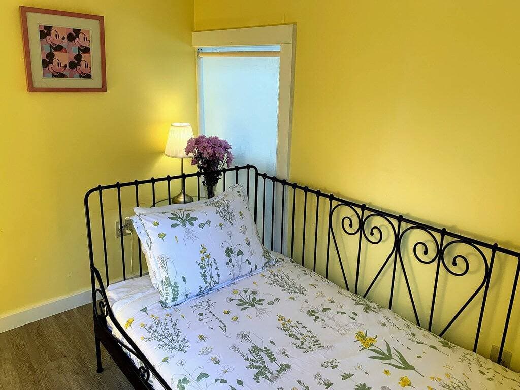 Vollständig wiederhergestellt Blue Rose Cottage im Herzen von Bar Harbor Village! 1