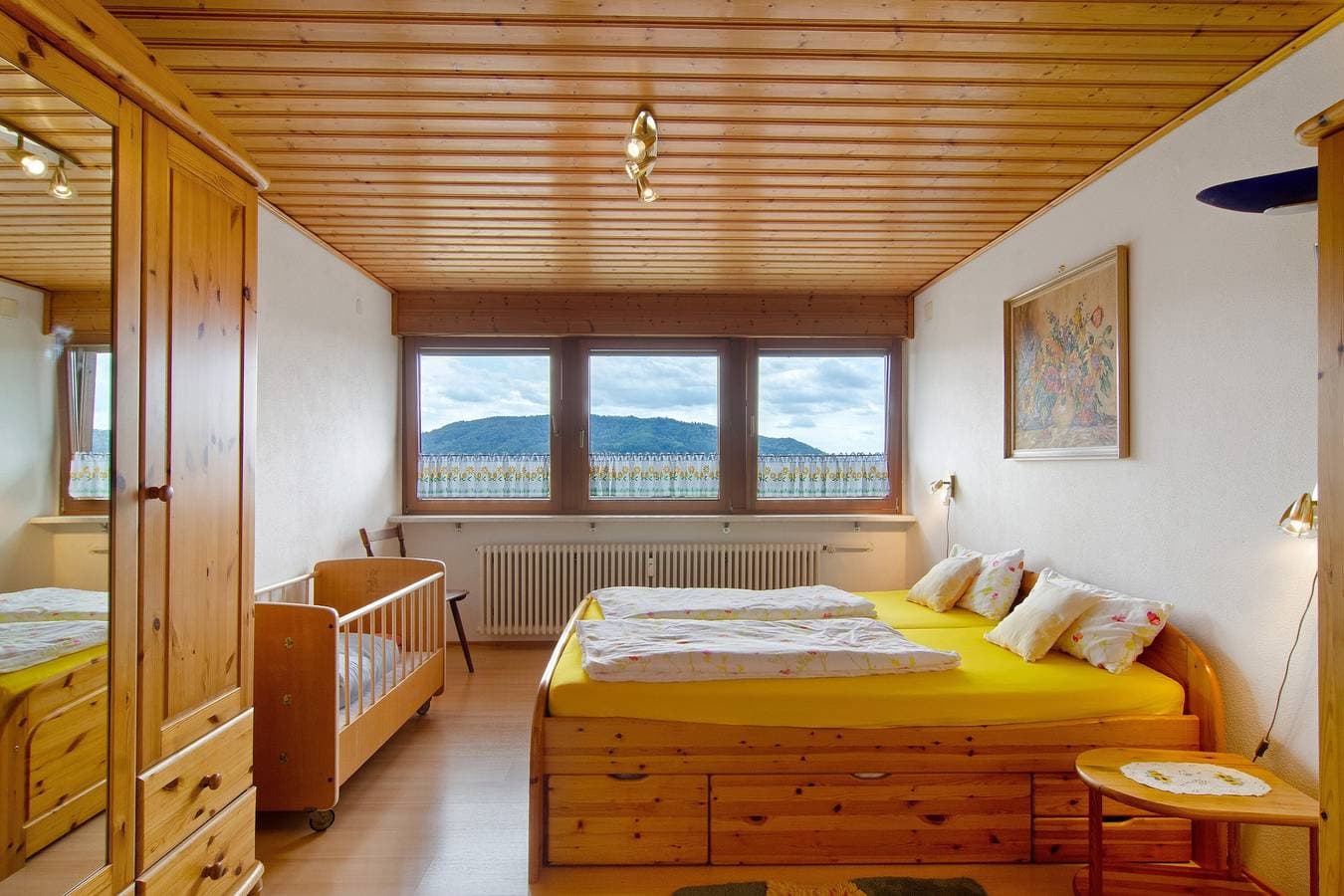 Foto 12 von 24: Apartment 'Bodenseeblick' mit Seeblick, privater Terrasse und WLAN