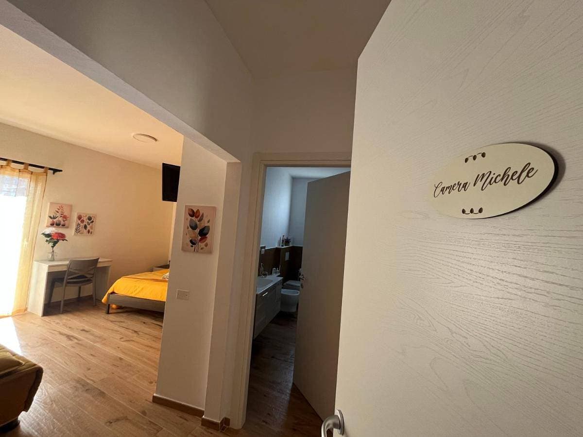 Foto 5 von 17: Double Room with Private Bathroom