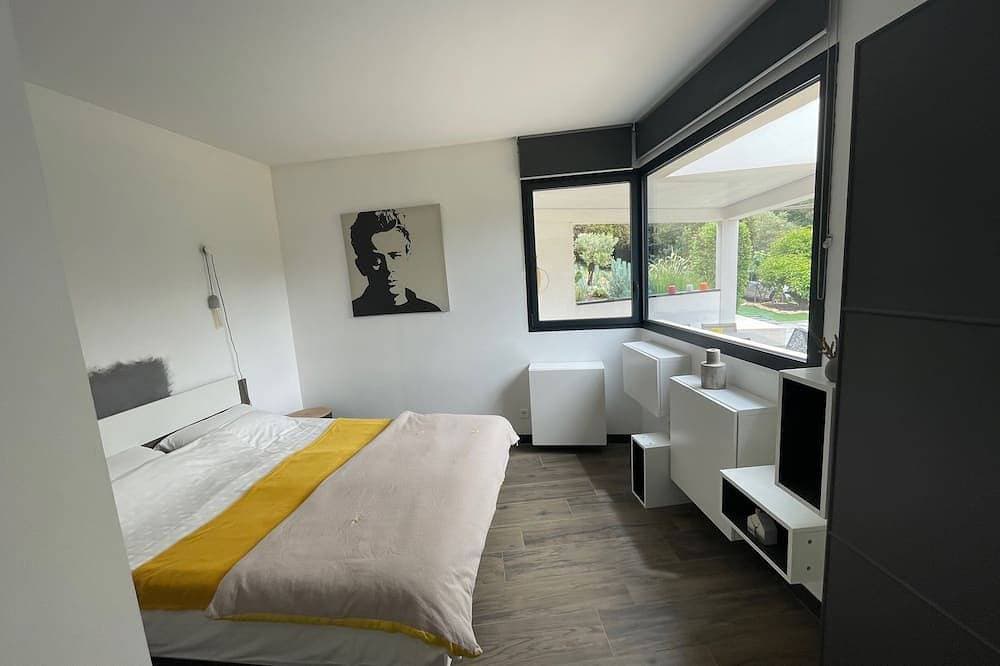 Foto 4 von 30: Moderne Architektenvilla in der Nähe der legendären Strände von Bandol