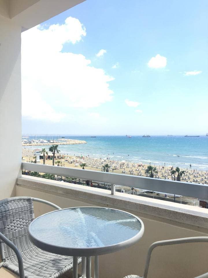 Foto 13 von 79: Studio Apartment with Sea View