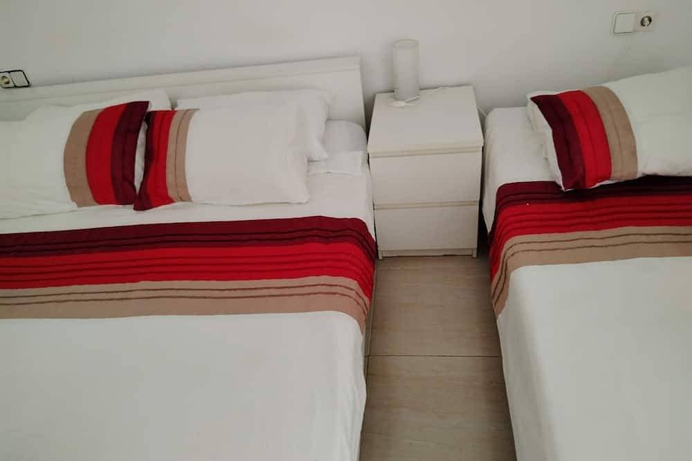 Foto 4 von 24: Ferienapartment in privatem Komplex mit wunderschönen Schwimmbädern & Gärten