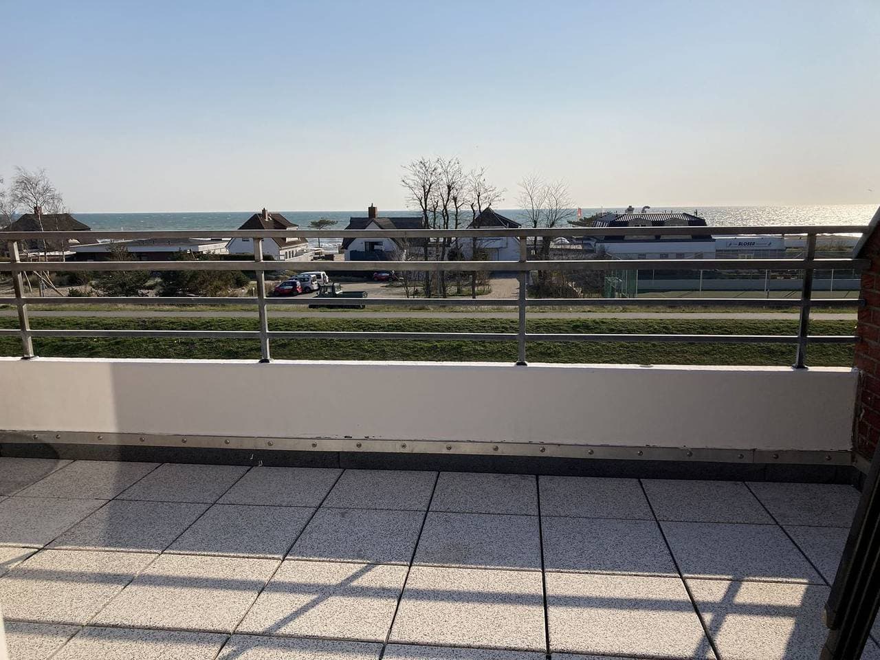 Foto 6 von 25: Traumhafter Blick auf die Ostsee... direkt hinterm Deich!