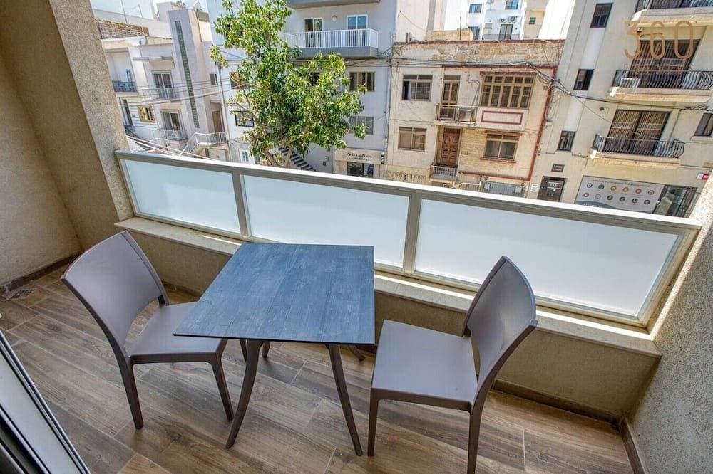 Pietà 1Br home w/ balcony | Near Valletta | WIFI 1