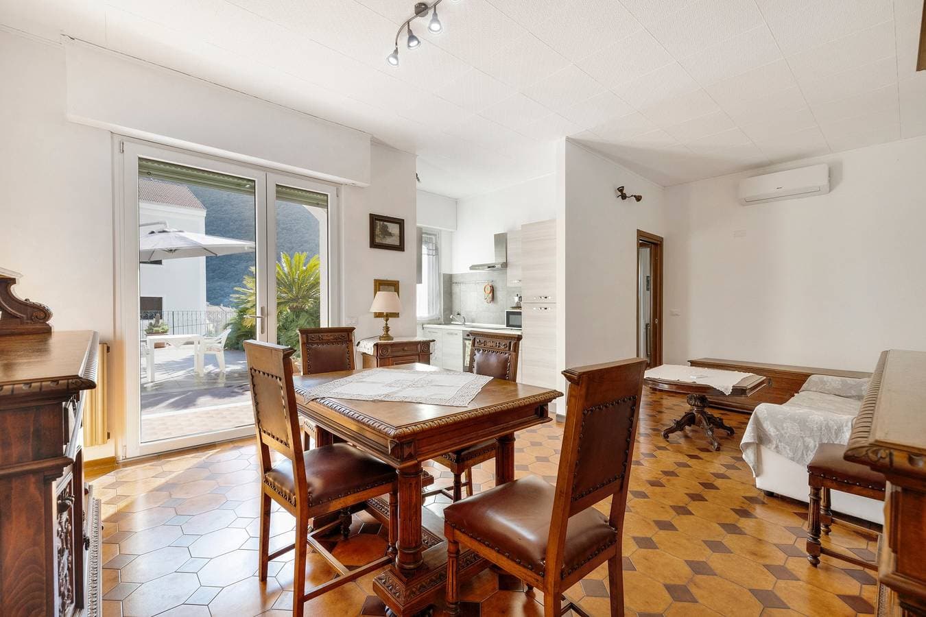Foto 6 von 24: Ferienwohnung La Terrazza di Elico mit Garten und WLAN