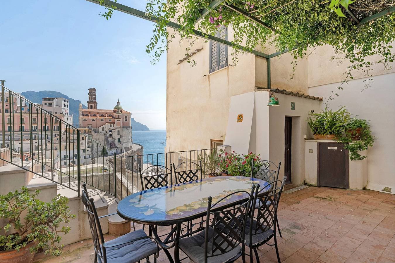Foto 2 von 43: Appartamento La Casa Del Giudice Amalfi-Küste mit Meerblick, privater Terrasse und WLAN