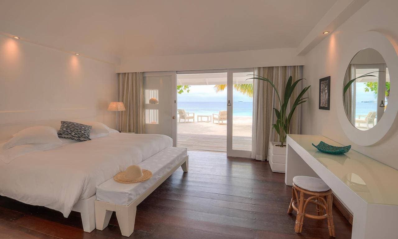 Foto 6 von 12: Beach Front Villa