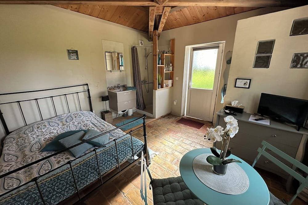 Maisonnette indépendante au calme - Quiet independent tiny-house - large garden 1